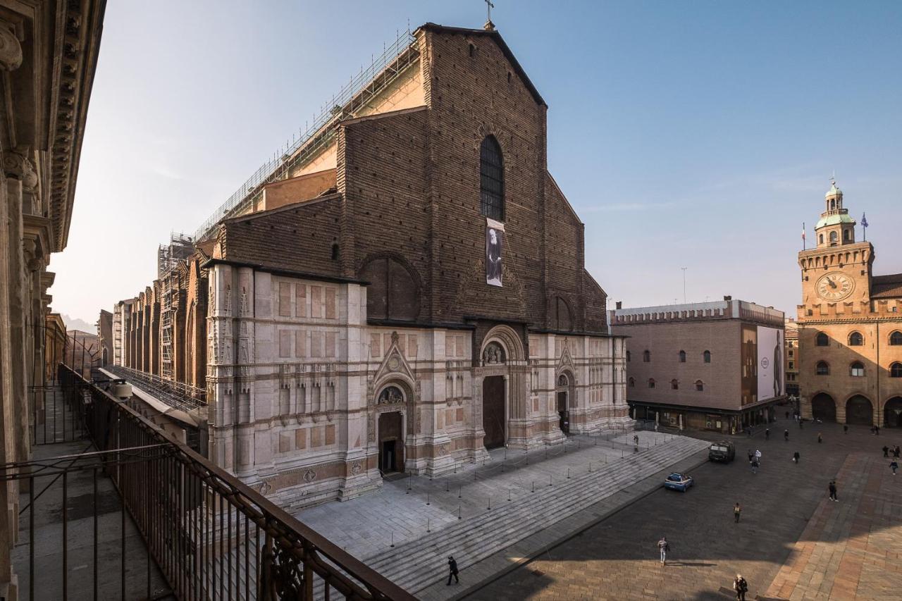 Urbanicooh Asinelli - Balcony On Piazza Maggiore Болонья Екстер'єр фото